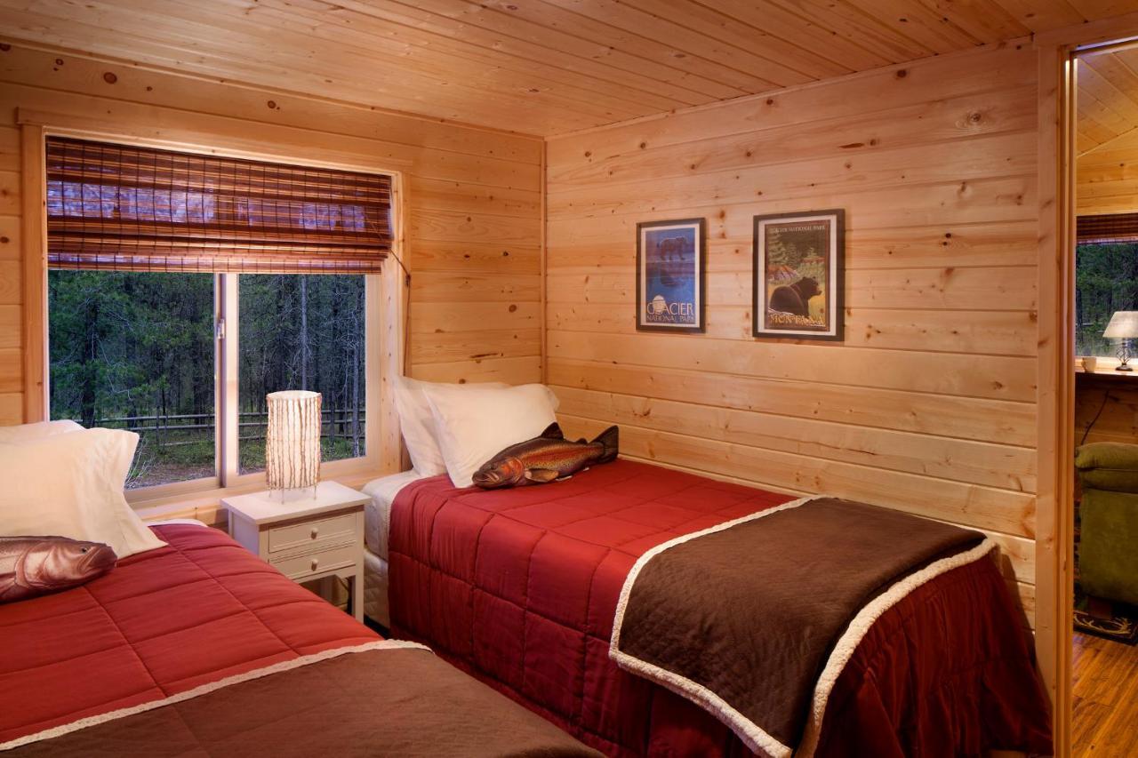 Reclusive Moose Cabins West Glacier Exterior foto